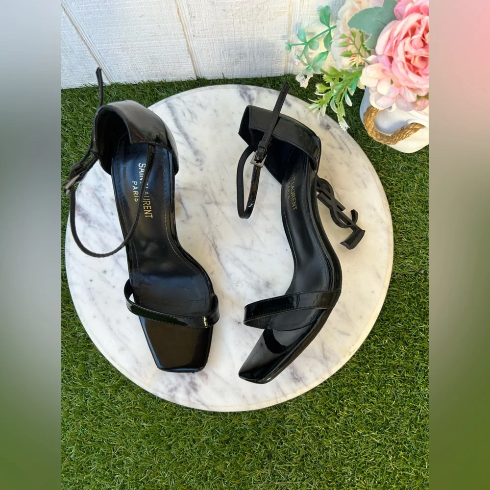 Saint Laurent
Opyum black patent leather heels size 40 US 10 preowned - Picture 15 of 16